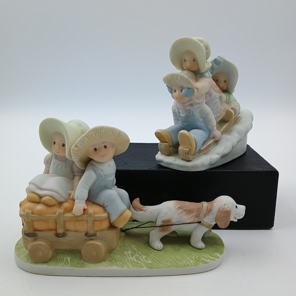 Lot 2 Vintage HOMCO Circle‎ of Friends Figurines Harvest Pumpkin Sledding Winter